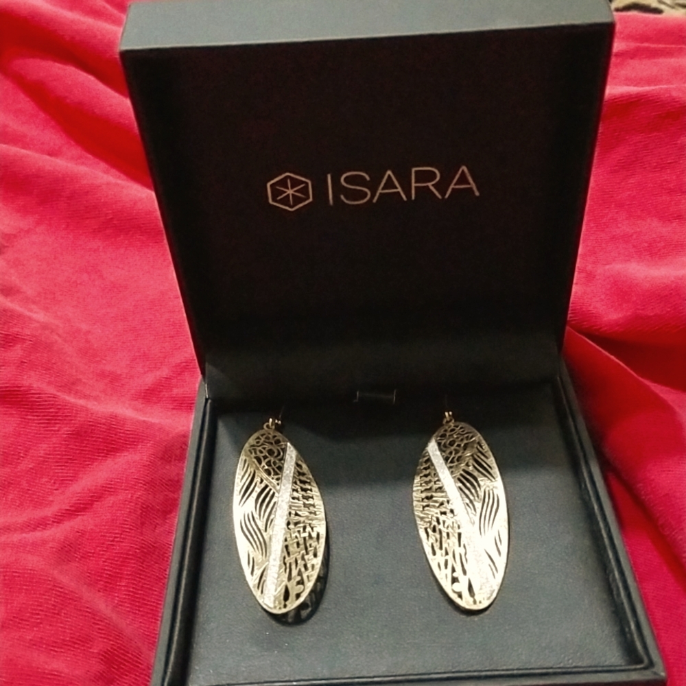 Earings